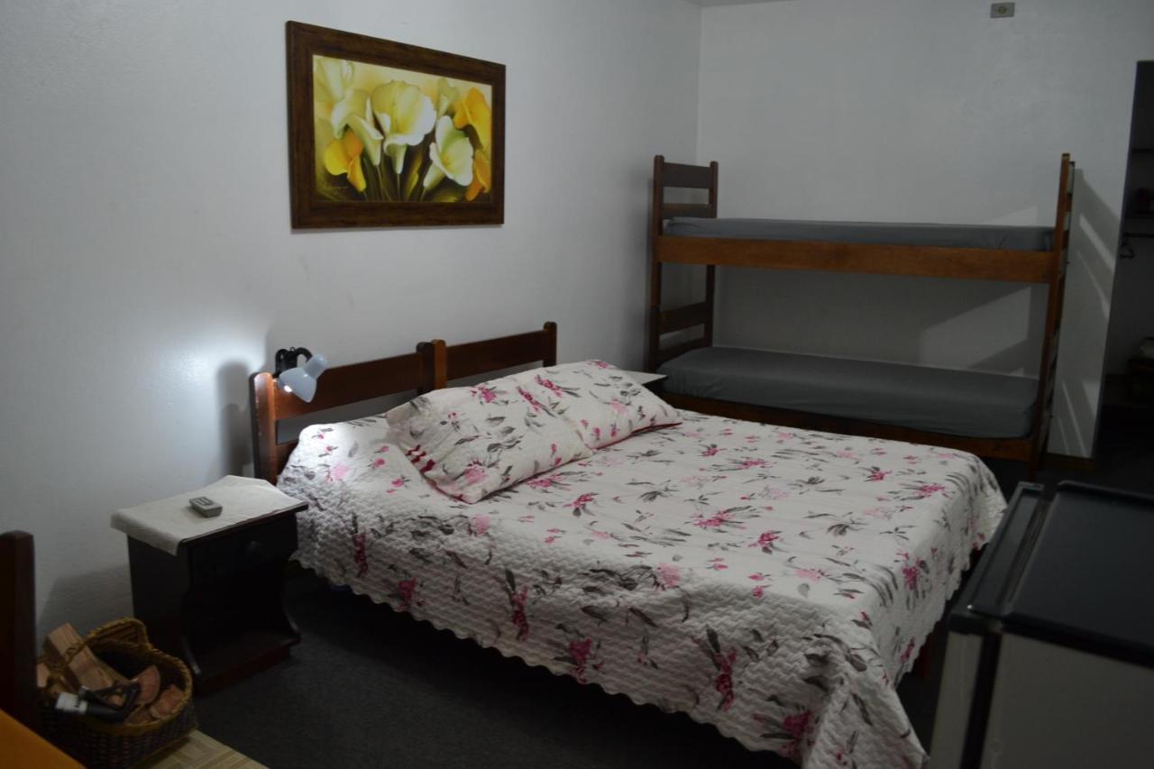 Hotel Pousada Dos Pinheiros Canela Buitenkant foto
